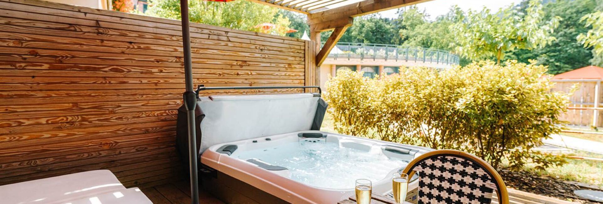 Romantic rooms with private Jacuzzi