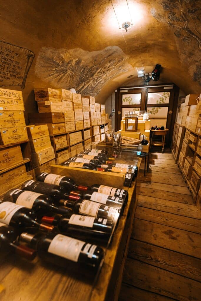 Cave à vin – Hôtel Spa Les Violettes