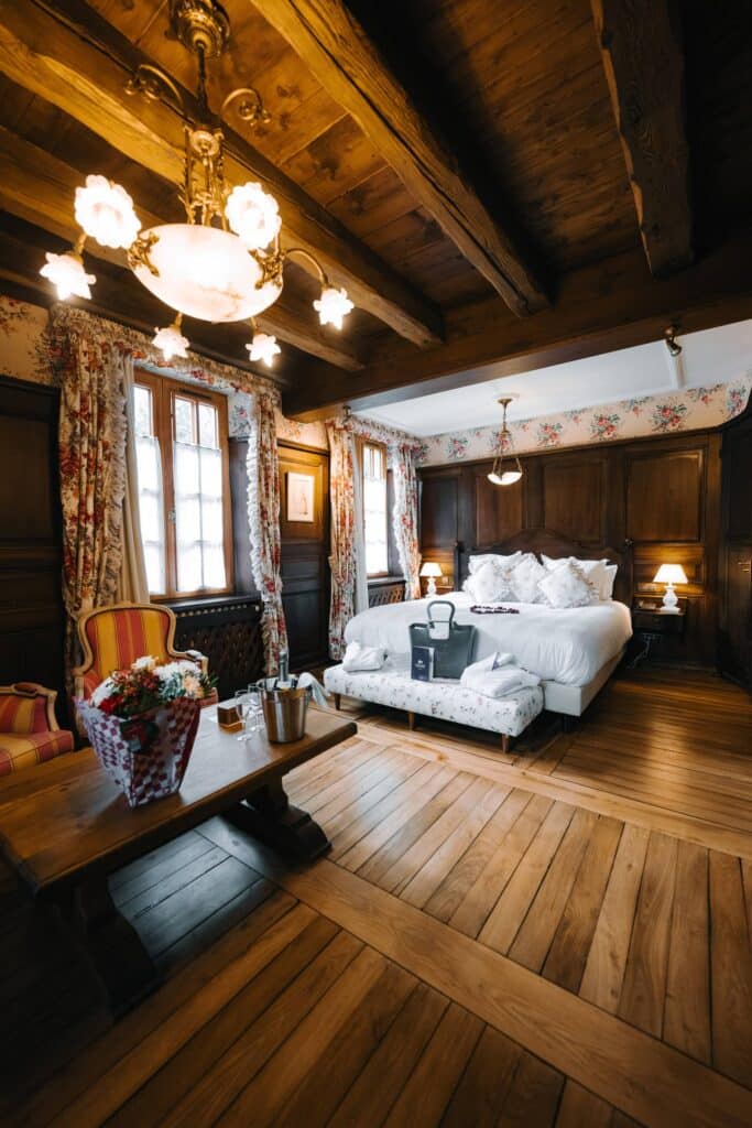 Chambre typique alsacienne – Hôtel Spa Les Violettes