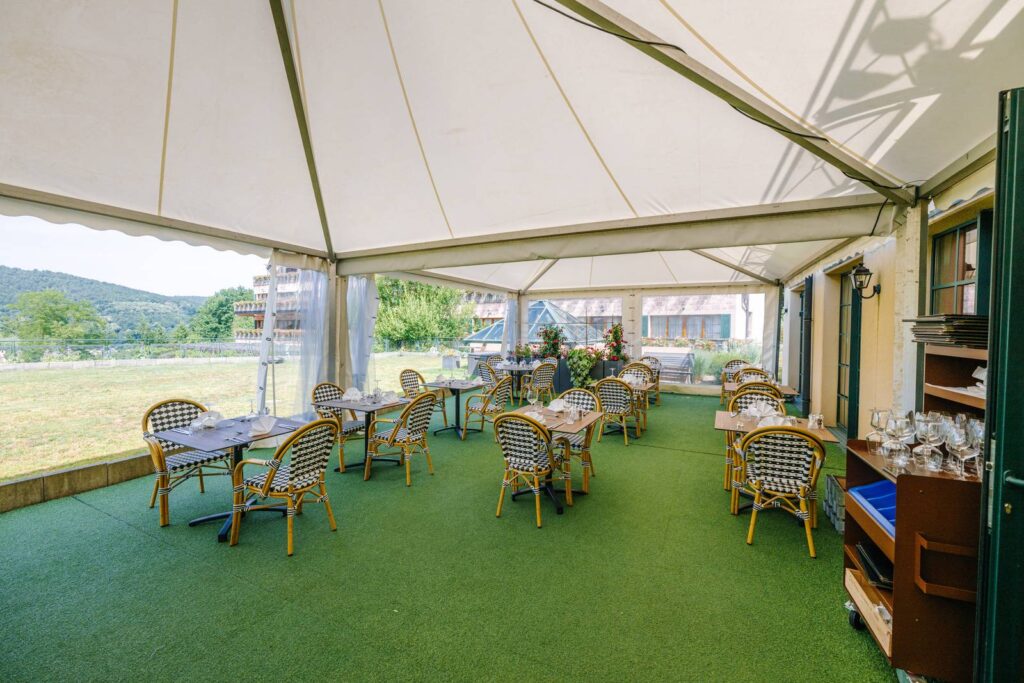 Terrasse du restaurant – Hôtel Spa Alsace