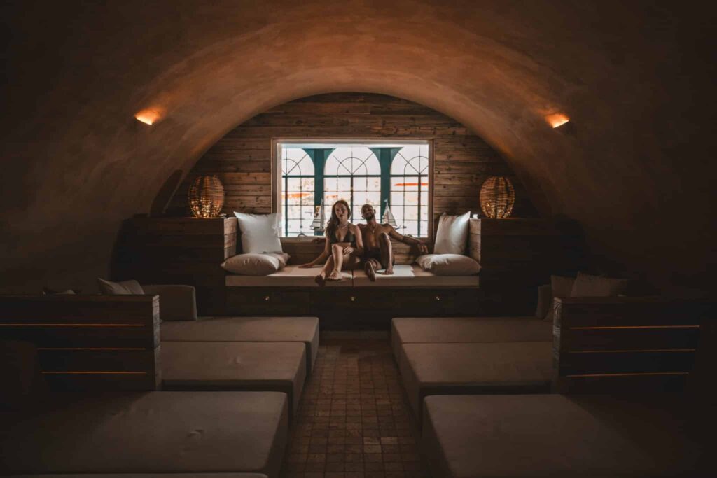 Spa et salle de detente, les violettes