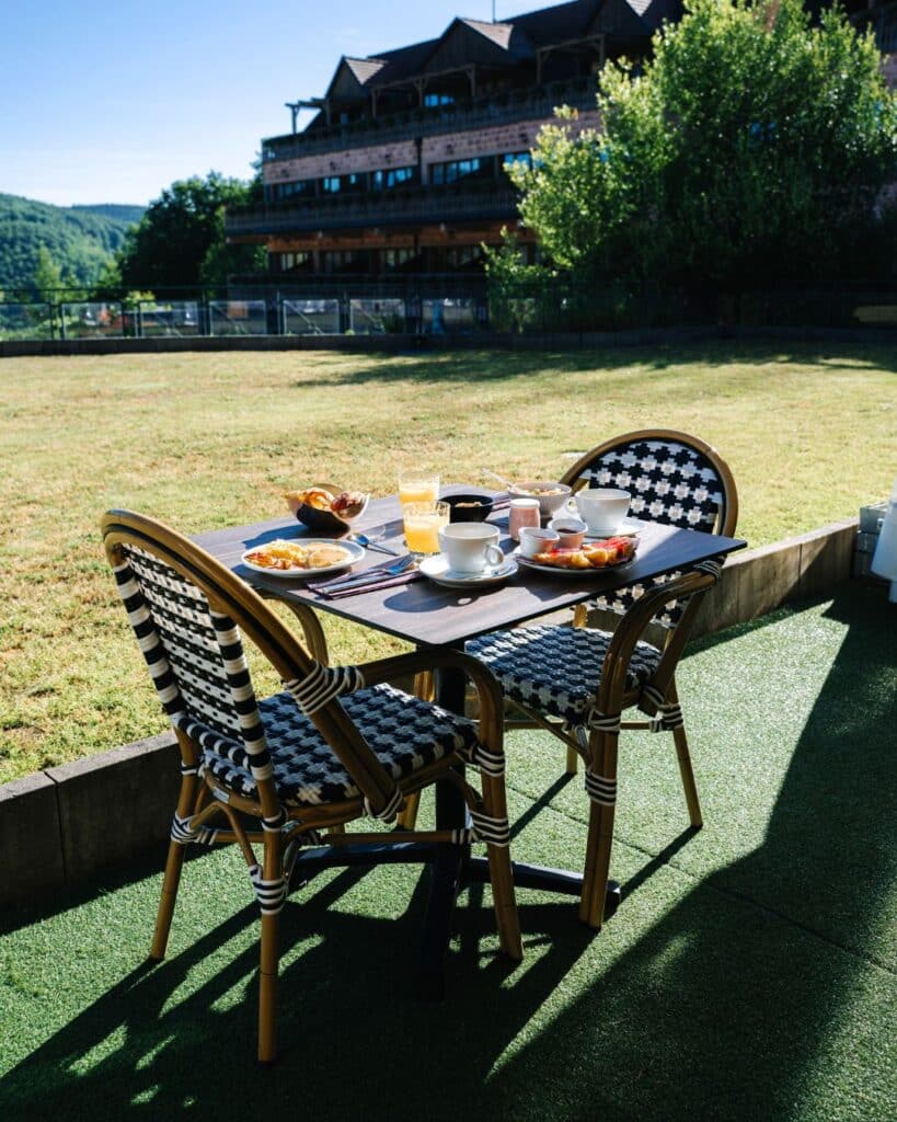 petit dej terrasse