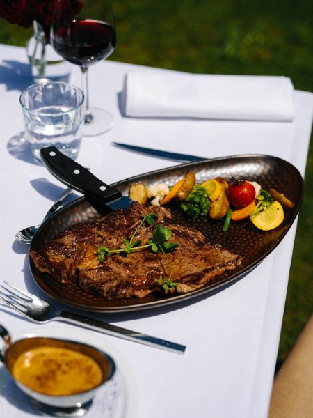 plat entrecote grillee legumes sauce